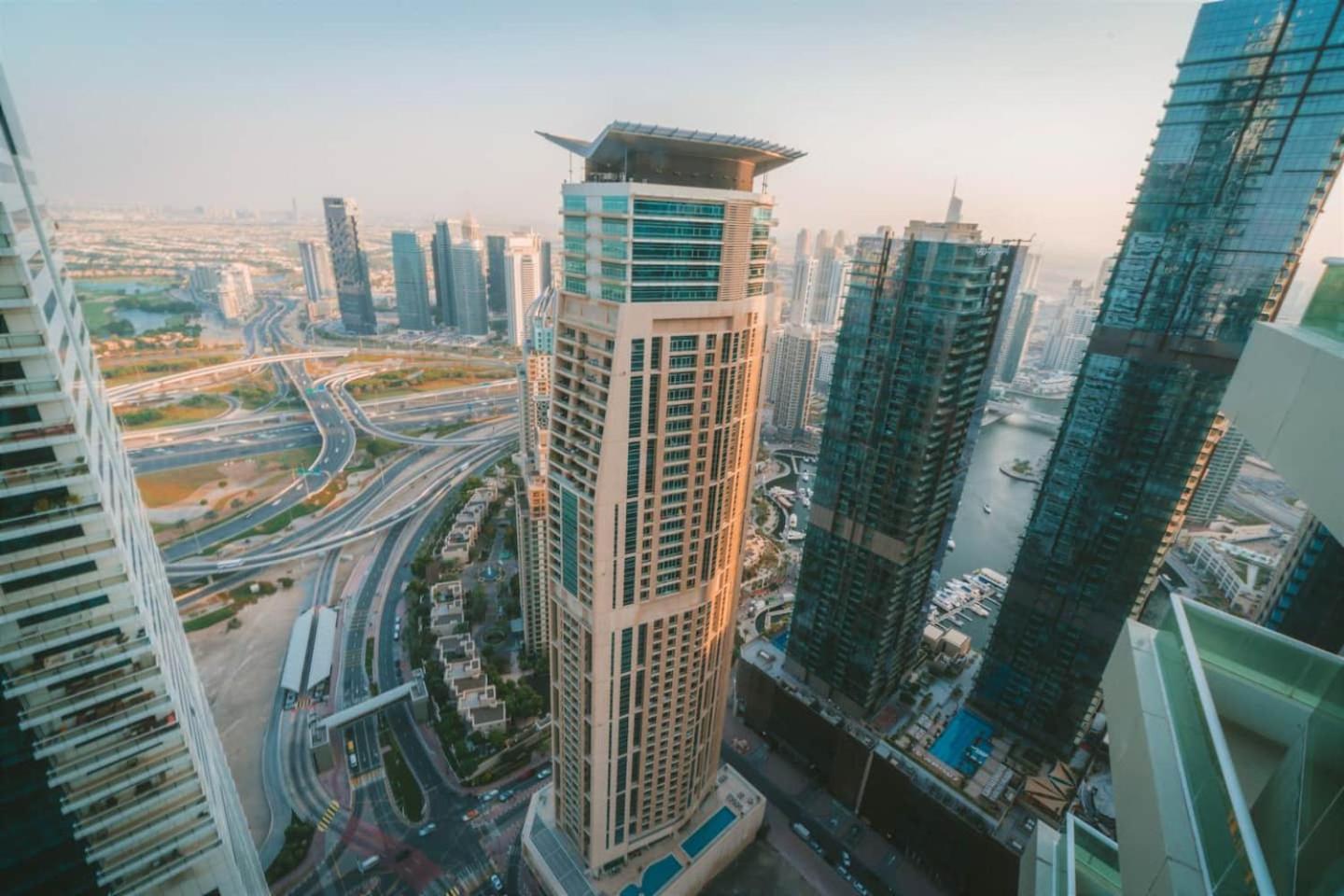 Pristine Apartment Sunrise View At 51St ドバイ エクステリア 写真